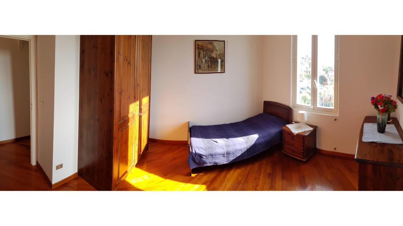 Villa Casa Dalia à Pietrabruna Extérieur photo